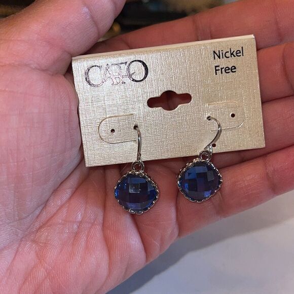 Cato nickel free dangle blue earrings - Picture 4 of 4